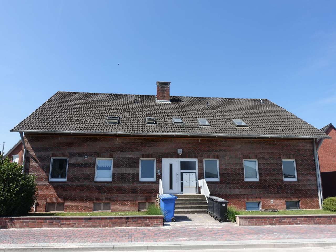 renovierte 3-Zimmer-Wohnung mit Balkon in ruhiger Ortsrandlage renovierte 3-Zimmer-Wohnung mit Balkon in ruhiger Ortsrandlage