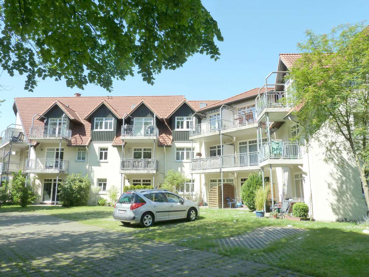 ### großzügige 2-Zimmer-Wohnung mit Balkon und Stellplatz in Altkloster ### ### großzügige 2-Zimmer-Wohnung mit Balkon und Stellplatz in Altkloster ###