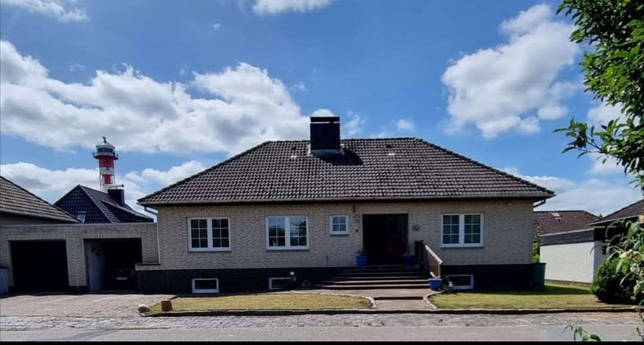 modernisierter 4-Zimmer-Bungalow mit Vollkeller & Garage modernisierter 4-Zimmer-Bungalow mit Vollkeller & Garage